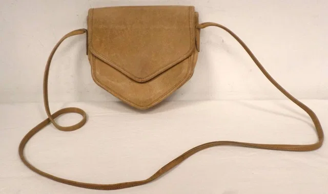 Coach Cross-body Handbag in Beige Leather from Oxfam Online Shop
