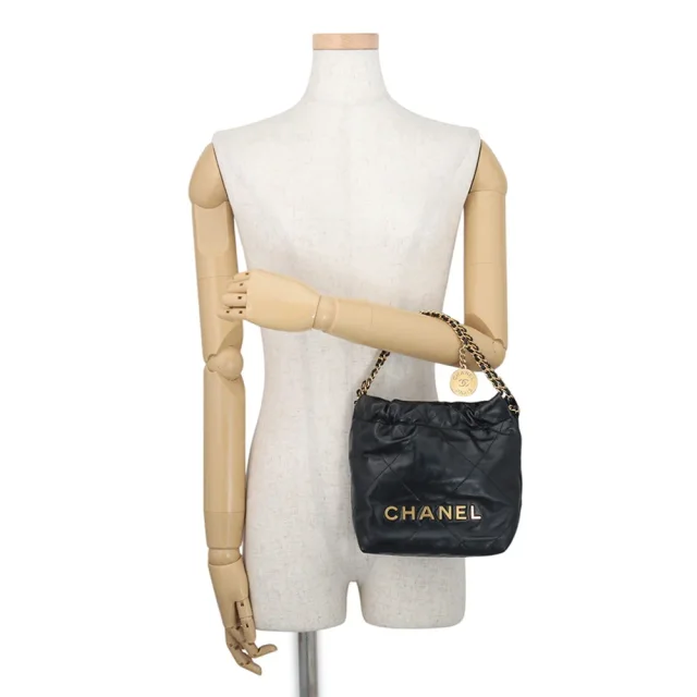 Chanel CHANEL22 BlackAS3980 Shiny Calf Leather Size Mini in Calfskin from GALLERY RARE, photo 4 of 17