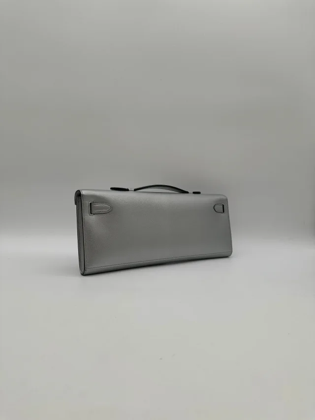 Hermès Kelly Cut Argent Chevre Palladium Hardware in Silver Goatskin from Luxury Promise, photo 5 of 9