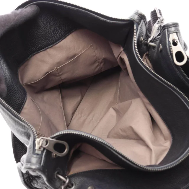 Bottega Veneta Intrecciato Leather Shoulder Bag in Woven leather from LuxUness, photo 2 of 2