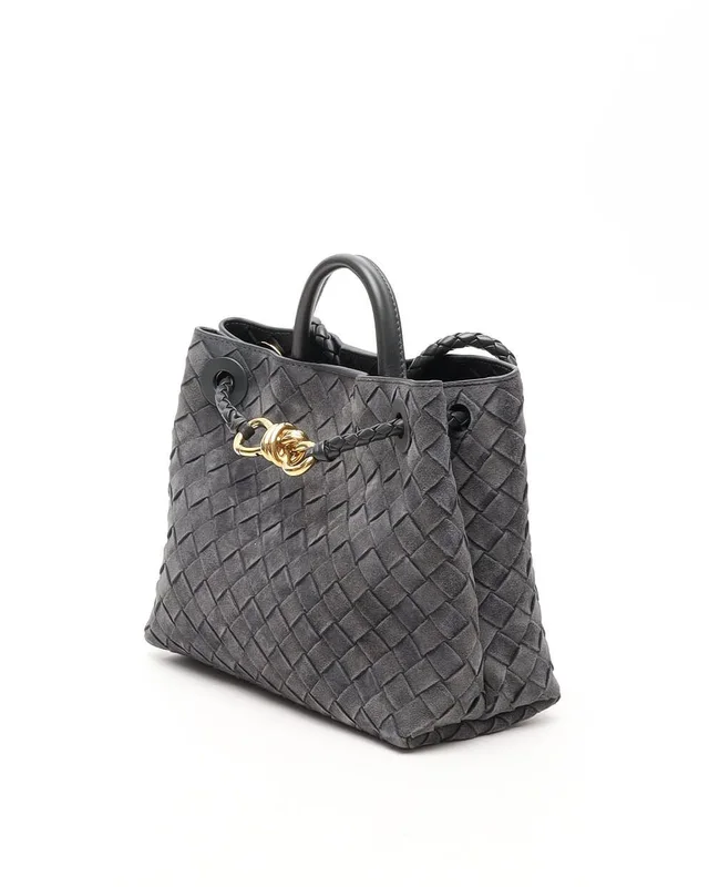 Bottega Veneta Intrecciato Small Andiamo Bag in Woven leather from A Retro Tale, photo 2 of 10