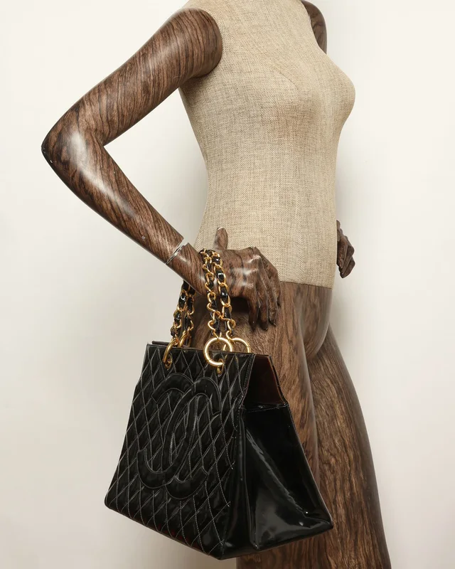 Chanel CC Patent Chain Tote Bag in Patent leather from A Retro Tale, photo 8 of 8