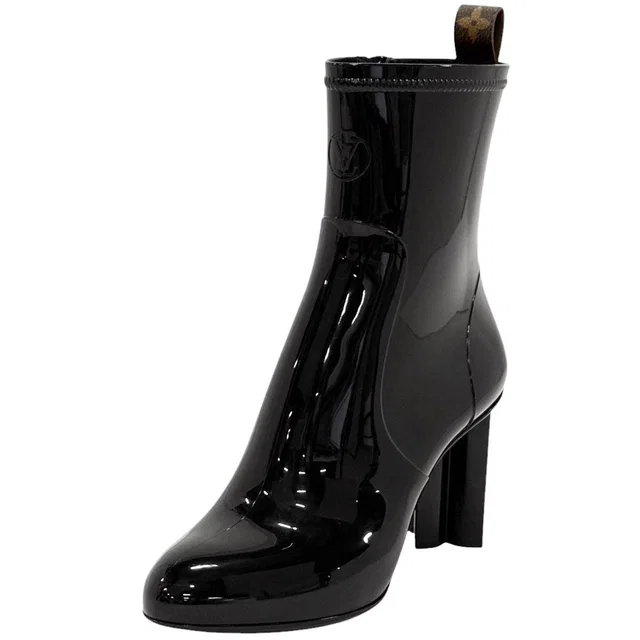 Louis Vuitton Shoes Rain Boots Rubber Noir in Black from The Reluxe