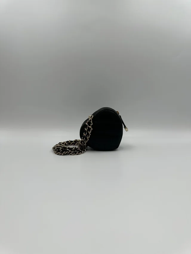 LONDON LOCATED* CHANEL MINI HEART NECKLACE Black Lambskin Leather with Champagne-Toned Metal in Black Lambskin from Luxury Promise, photo 10 of 14