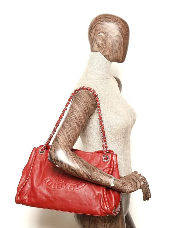 Chanel CC Paris-Shanghai On The Bund Bag in Leather from A Retro Tale, photo 8 of 8