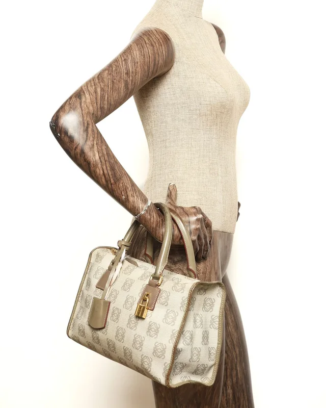 Loewe Anagram Bag in Canvas from A Retro Tale, photo 10 of 10