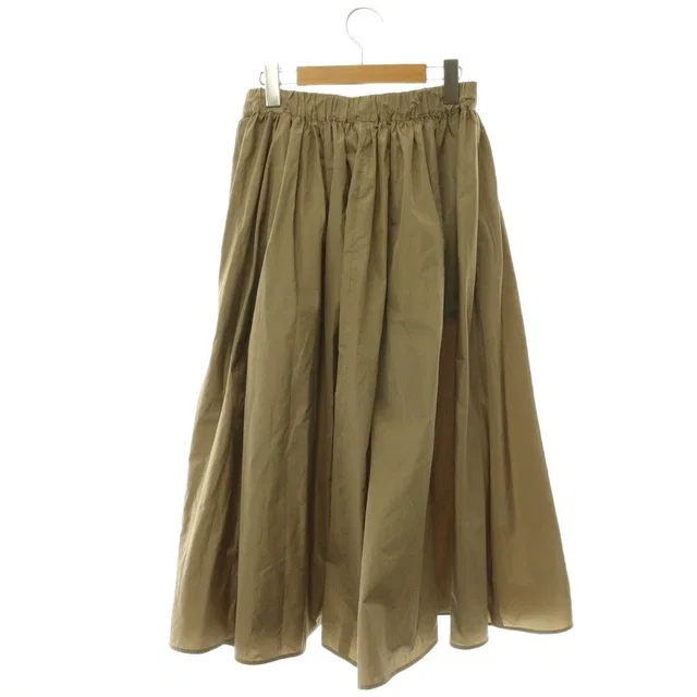 Max Mara Lonza Silk Taffeta Skirt Flare Long Beige 40 in Beige Silk from The Reluxe