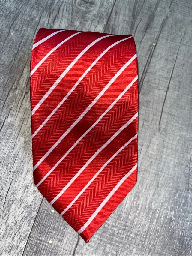 Giorgio Armani Diagonal Stripe Men's Tie in red|white Silk from Poshmark