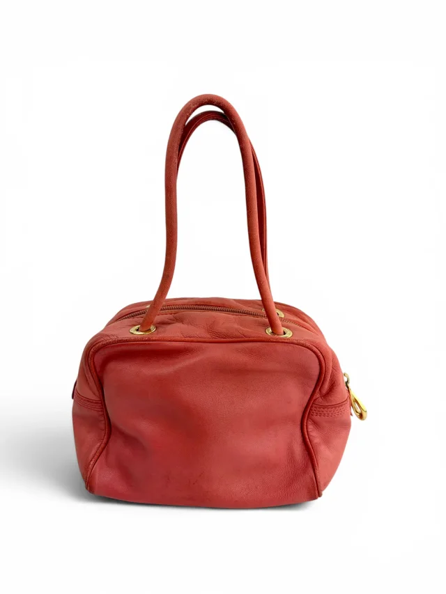Loewe Pink Leather Anagram Small Handle Bag in Pink Leather from Season 2 Consign, photo 2 of 14