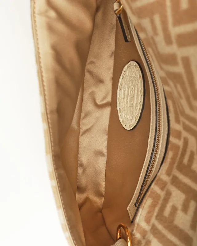 Fendi Zucca Baguette Bag in Wool from A Retro Tale, photo 7 of 8