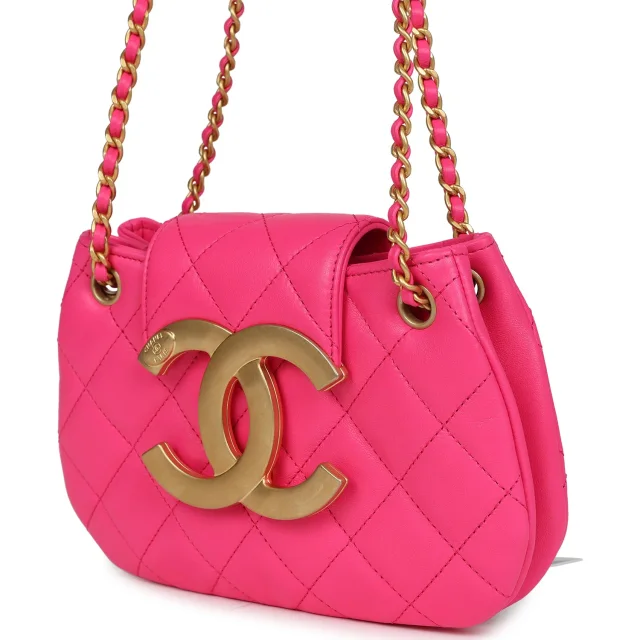 Chanel CC Mini Shoulder Bag Fuchsia Lambskin Antique Gold Hardware in Pink Lambskin from Madison Avenue Couture, photo 5 of 10