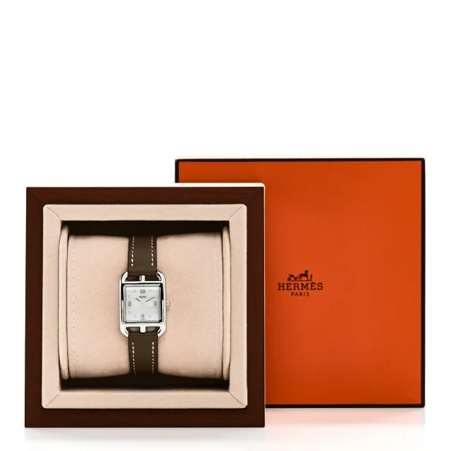 Hermès Stainless Steel Swift Diamond Mother of Pearl 23mm Cape Cod Quartz Watch Etoupe in Taupe Swift leather from FASHIONPHILE, photo 5 of 5