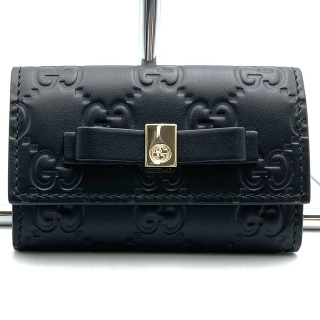Gucci handbags, wallets & cases in Leather from The Brand Collector