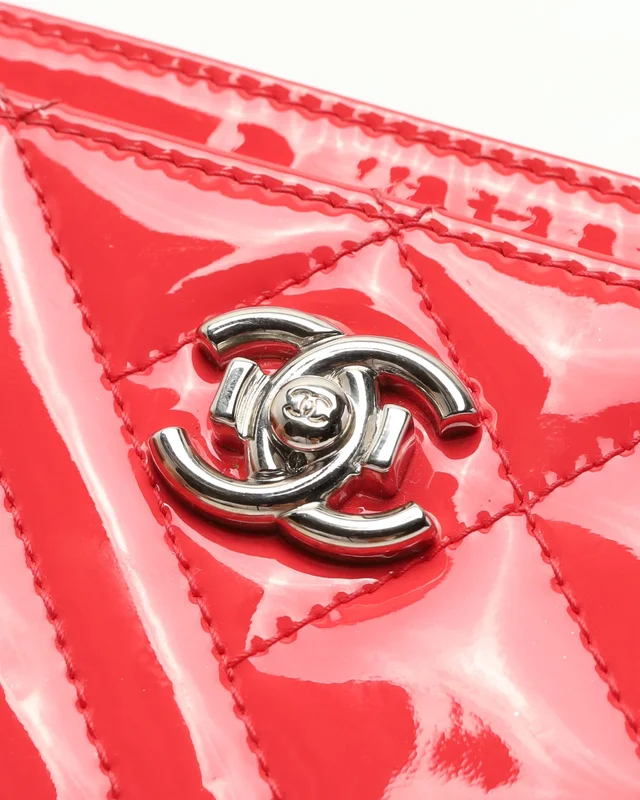 Chanel Card Holder in Patent leather from A Retro Tale, photo 3 of 6