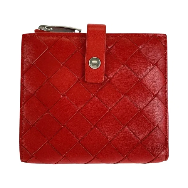 Bottega Veneta Maxi Intrecciato Leather Wallet in Woven leather from LuxUness