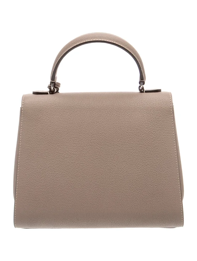 Moynat Leather Voyage PM in green Leather from The RealReal, photo 4 of 6
