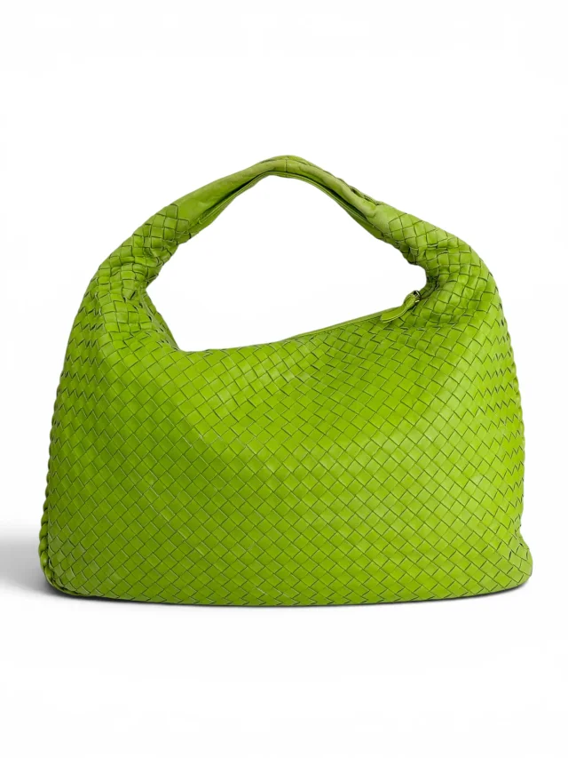 Bottega Veneta Vintage Intrecciato Large Hobo in Green Woven leather from Season 2 Consign, photo 3 of 9