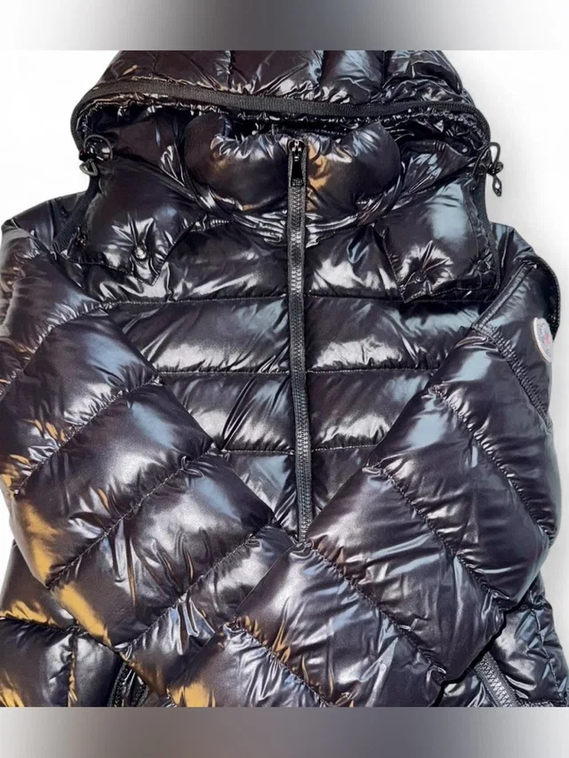 Moncler Bady Short Down Jacket in black from Poshmark, photo 1 of 1