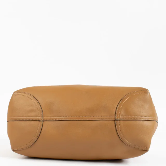 Delvaux Camel and Cream Givry With Me Shoulder Bag in Brown Calfskin from Labellov, photo 3 of 3