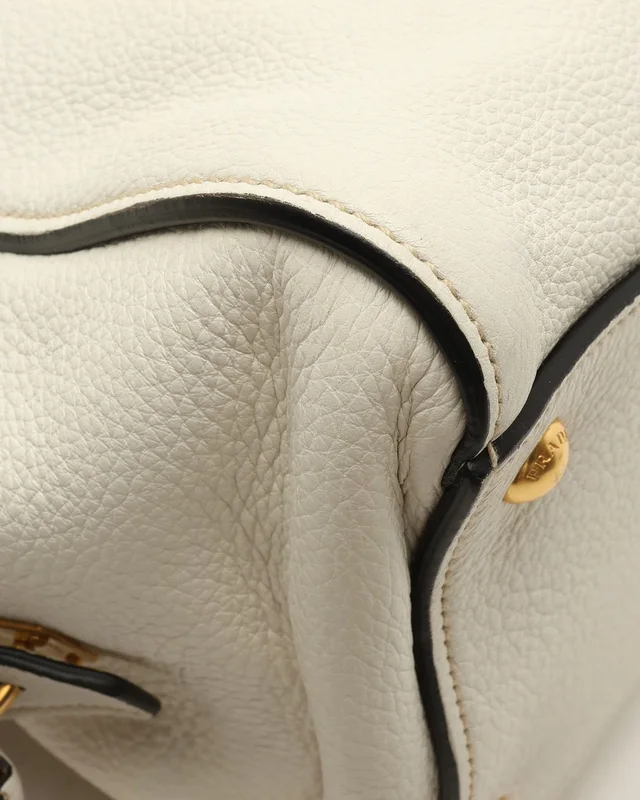 Prada Vitello Daino Tote Bag in Leather from A Retro Tale, photo 6 of 9