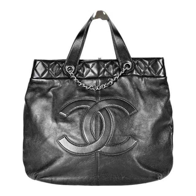 Chanel Black CC Tote Bag in Black from Luxury Promise