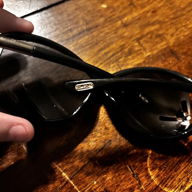 Tom Ford Women's Sunglasses - Black/Brown in black|red|brown from Depop, photo 1 of 1