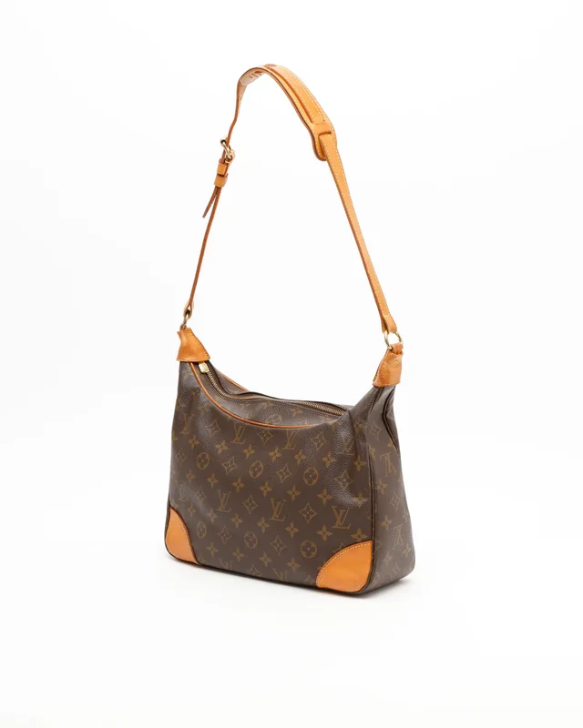 Louis Vuitton Monogram Boulogne 30 Bag in Canvas from A Retro Tale, photo 3 of 9