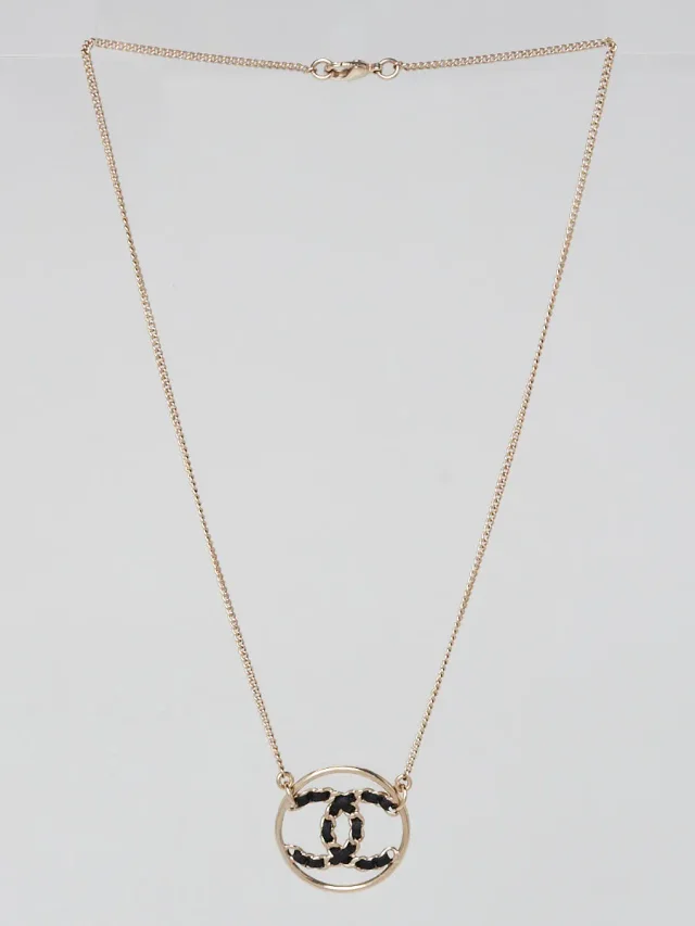 Chanel Goldtone Metal Chain Entwined CC Pendant Necklace from Yoogis, photo 3 of 4