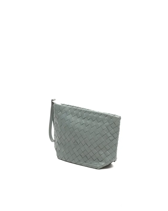 Bottega Veneta Intrecciato Pouch in Woven leather from A Retro Tale, photo 3 of 8