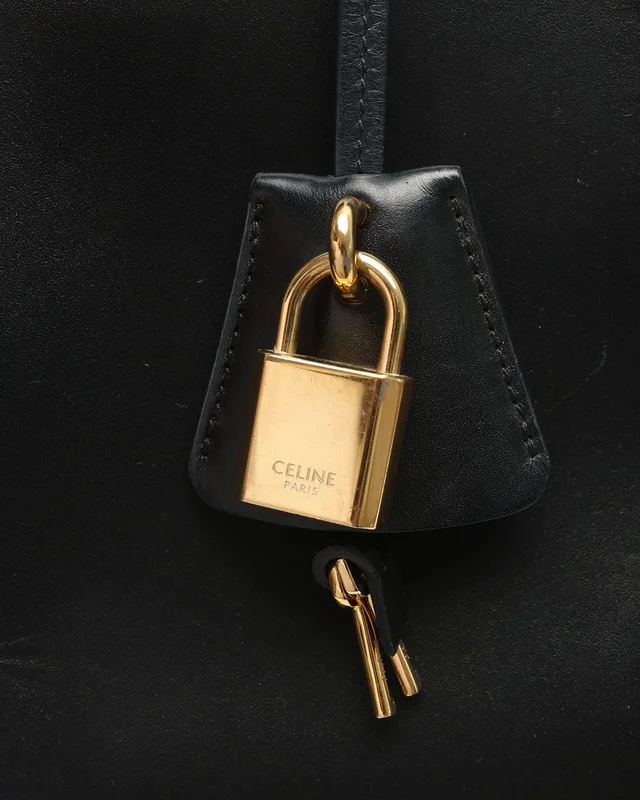 Celine Classic 16 Bag in Leather from A Retro Tale, photo 7 of 10