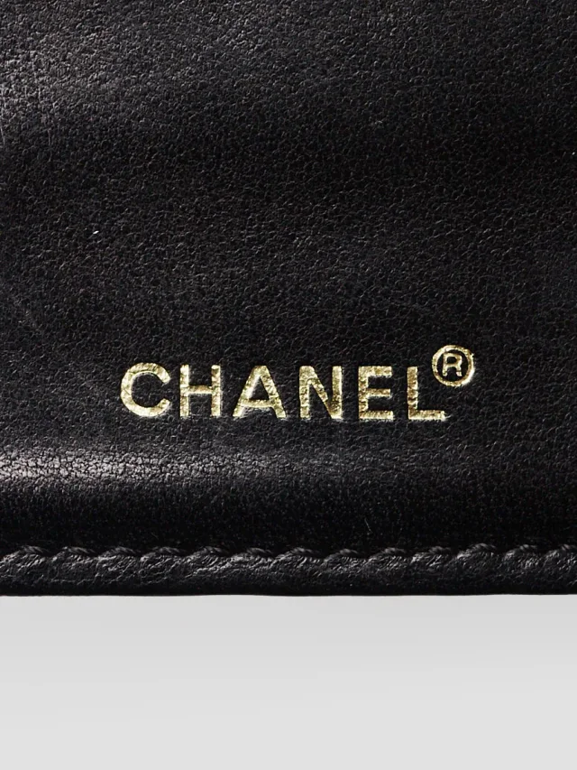 Chanel Black Square Quilt Lambskin Leather L Yen Wallet in Black Lambskin from Yoogis, photo 7 of 10