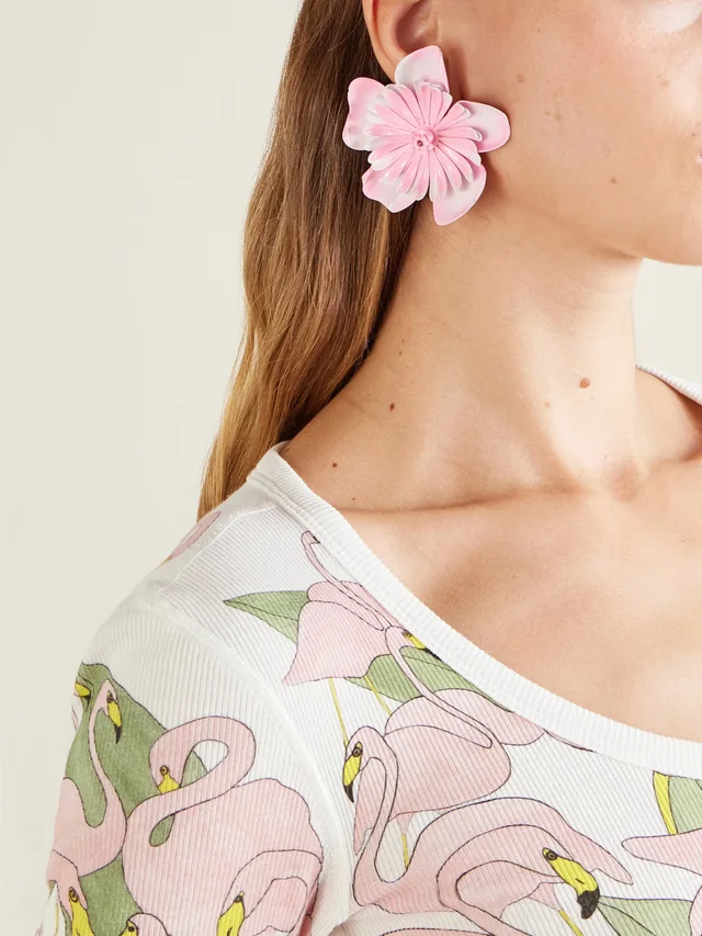 CHLOÉ Gold-tone resin earrings in Pink, photo 2 of 2 from NET-A-PORTER (Canada)