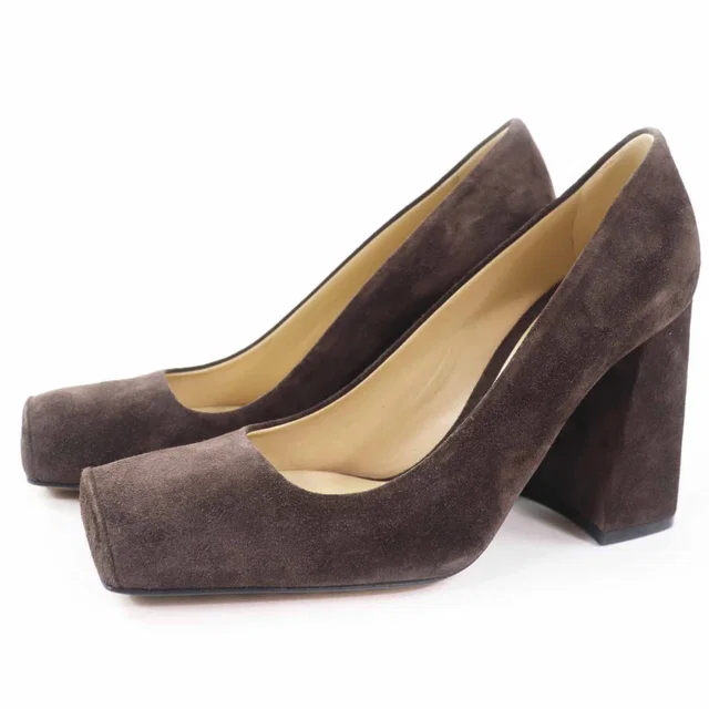 Bottega Veneta TOWER Suede Pumps in Suede from LuxUness