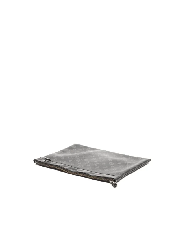 Louis Vuitton Monogram Eclipse Apollo Clutch Bag in Canvas from A Retro Tale, photo 4 of 9