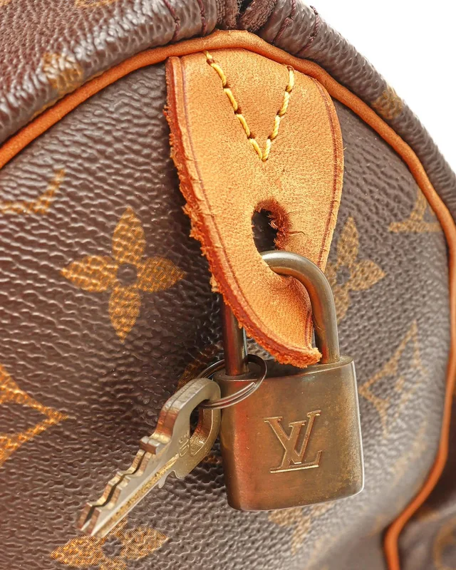 Louis Vuitton Monogram Speedy 35 Bag in Coated canvas from A Retro Tale, photo 8 of 11