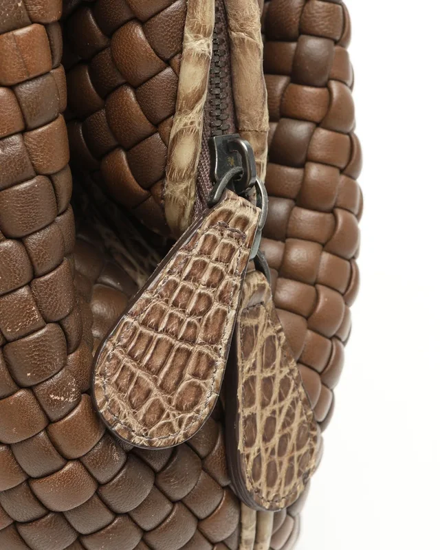 Bottega Veneta Intrecciato Top Handle Bag in Woven leather from A Retro Tale, photo 7 of 12