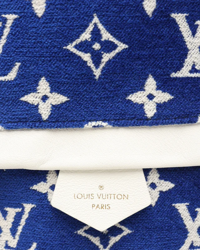 Louis Vuitton Mini Velvet Palm Springs Match Jacquard Backpack in Velvet from A Retro Tale, photo 7 of 9