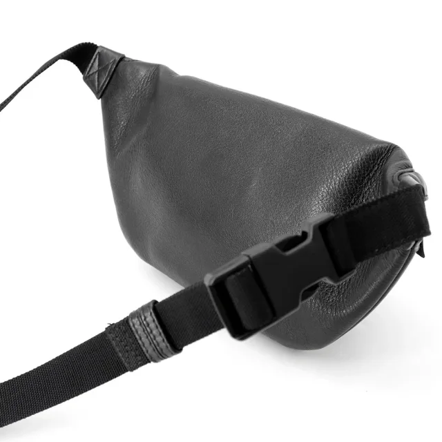 Balenciaga Everyday Waist Bag Black579617 Leather in Leather from GALLERY RARE, photo 3 of 17