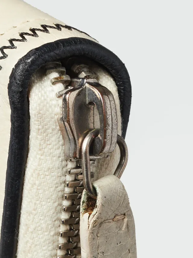 Chanel Light White/Black Lambskin Leather Zigzag Stitch L-Gusset Zip Wallet in Black Lambskin from Yoogis, photo 2 of 14
