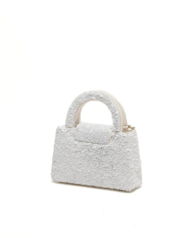Chanel Cruise 2026 Mini Sequin Kelly Shopper Bag in Leather from A Retro Tale, photo 3 of 12