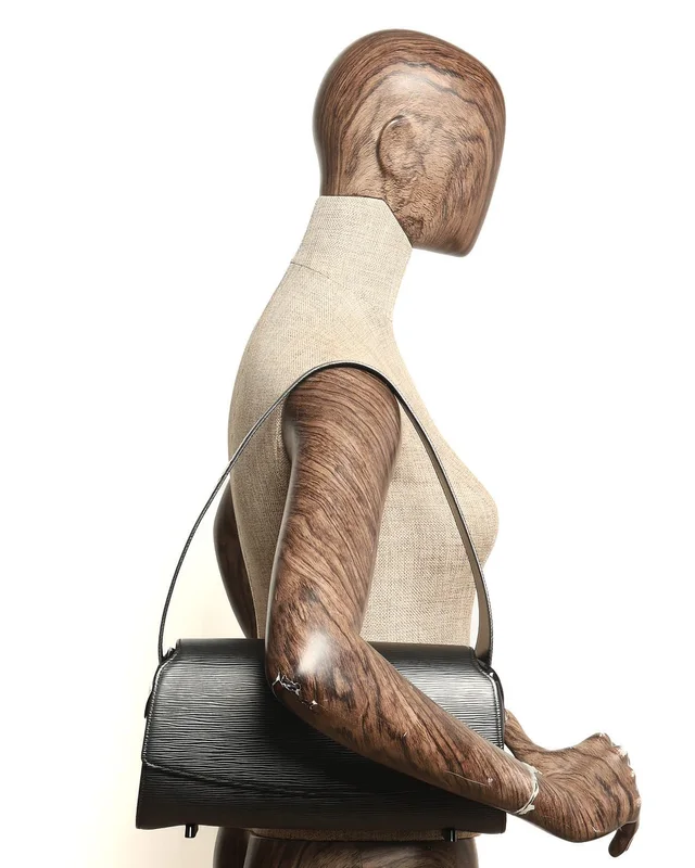 Louis Vuitton Epi Nocturne PM Bag in Leather from A Retro Tale, photo 8 of 8