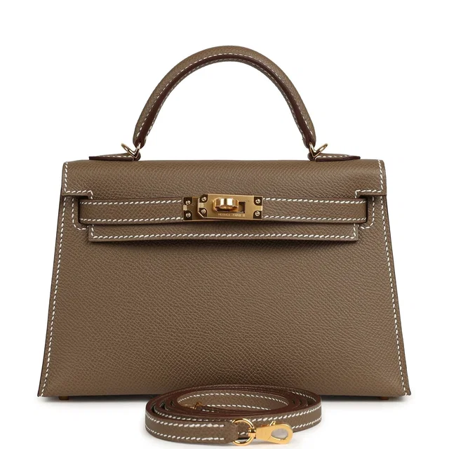 Hermès Kelly Sellier 20 Etoupe Epsom Gold Hardware in Taupe Epsom leather from Madison Avenue Couture
