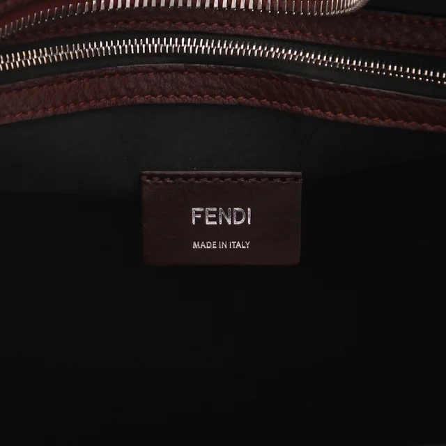 Fendi Peekaboo large handbag in Bordeaux grained leather in Burgundy Caviar leather from Collector Square, photo 3 of 4