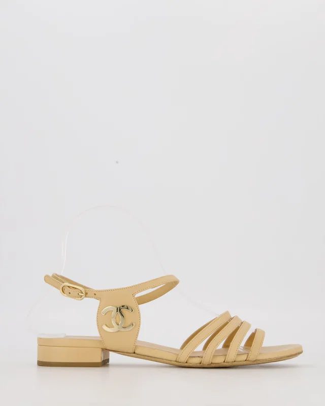 Chanel Beige Strapped Sandals With CC Logo Size EU 38C in Beige from Sellier