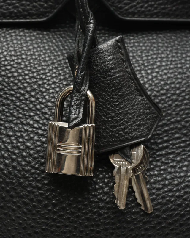 Hermès Birkin 35 Togo Bag in Togo leather from A Retro Tale, photo 7 of 12