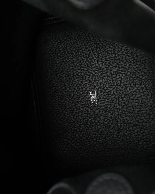 Hermès Clemence Picotin Lock 22 Bag in Clemence leather from A Retro Tale, photo 6 of 8