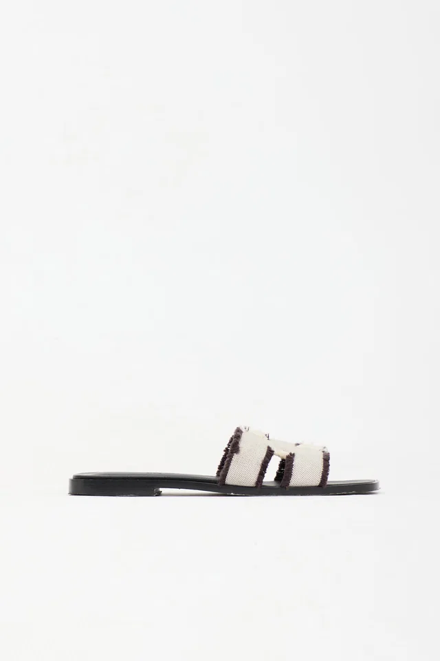 Hermès Canvas Oran Sandal in Canvas from VSP Consignment