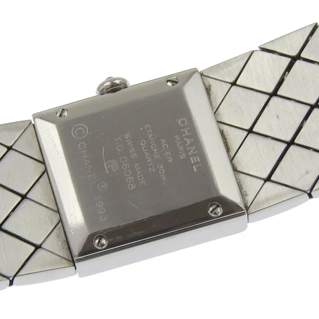 Chanel Matelasse Quartz Stainless Steel With Diamond Bezel Watch from HEWI, photo 5 of 8