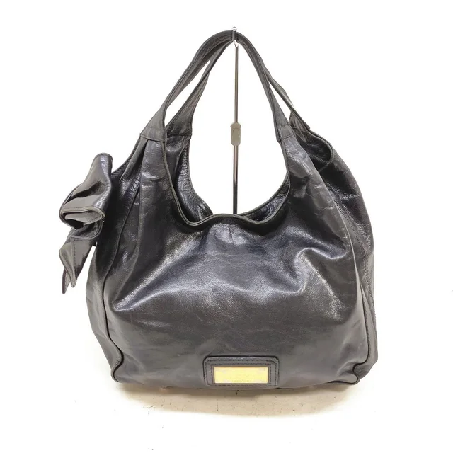 Valentino Garavani Hand Bag Black #193757v11 in black Leather from Poshmark, photo 1 of 1