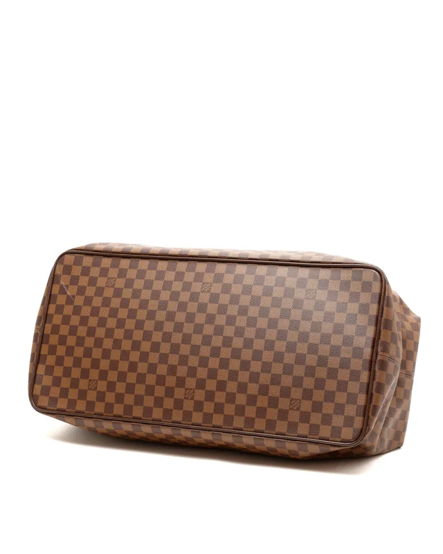 Louis Vuitton Damier Ebene Greenwich GM Weekend Bag in Brown Canvas from A Retro Tale, photo 3 of 9